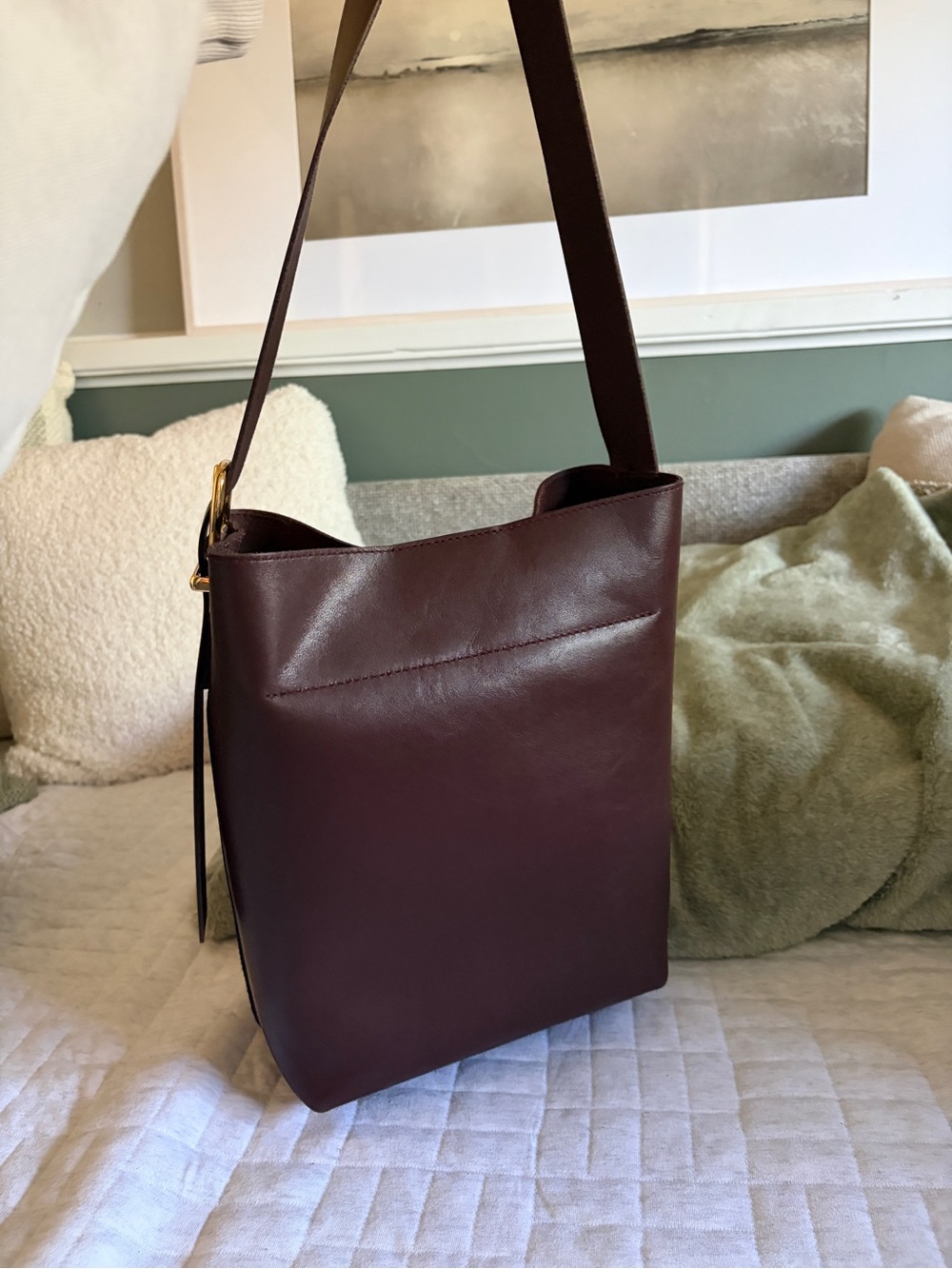Madewell Essential Bucket Tote - Picture 3 of 6